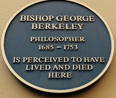 Plaque on one of the buildings on Holywell Street now belonging to Harris Manchester College (Photo: Giuseppina D'Oro)